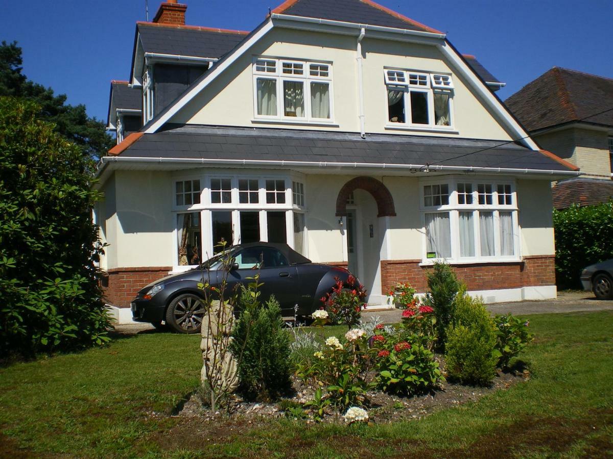 Heatherdene House Corfe Mullen Luaran gambar